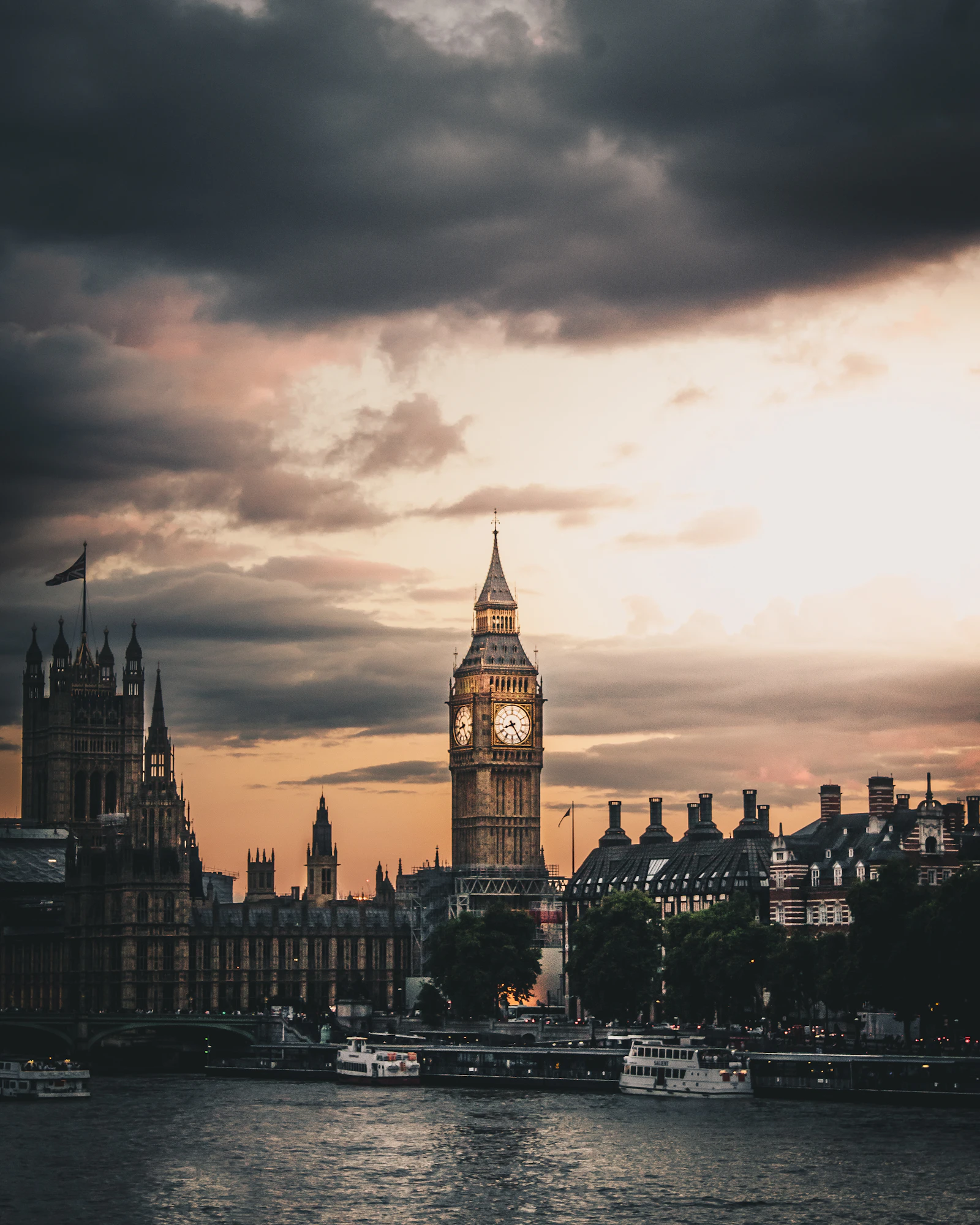 Complete Guide to UK Student Visa (Tier 4) Requirements i... — UK guide